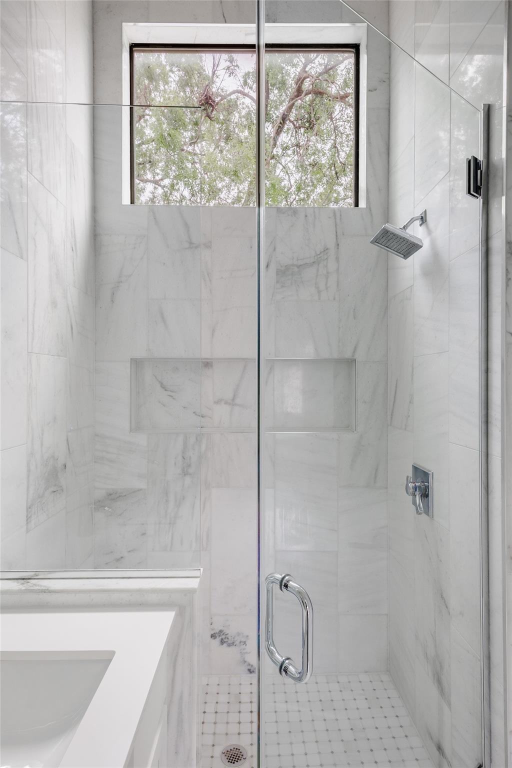 1102 Tillery St # 1, Austin, TX 78702