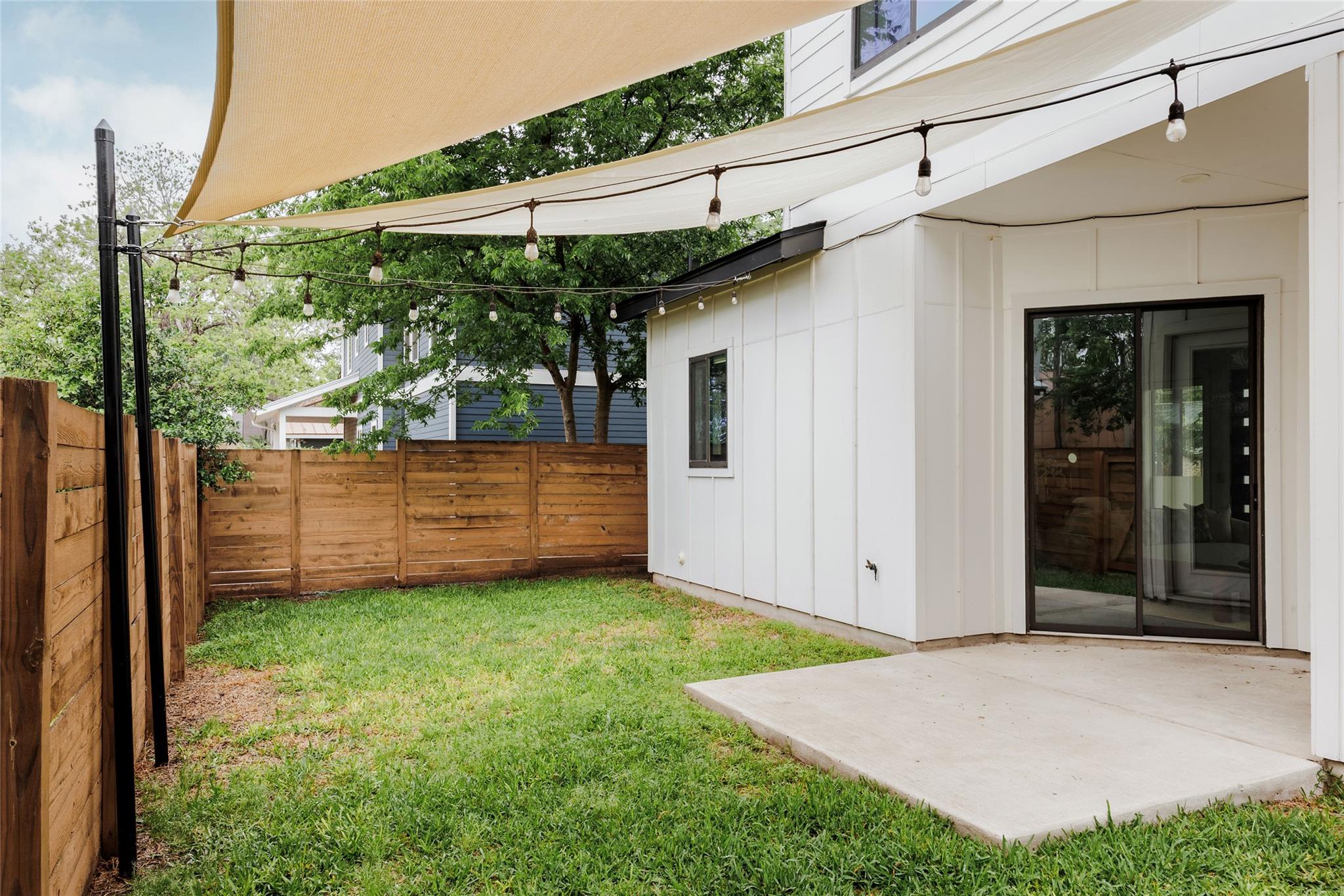 1102 Tillery St # 1, Austin, TX 78702