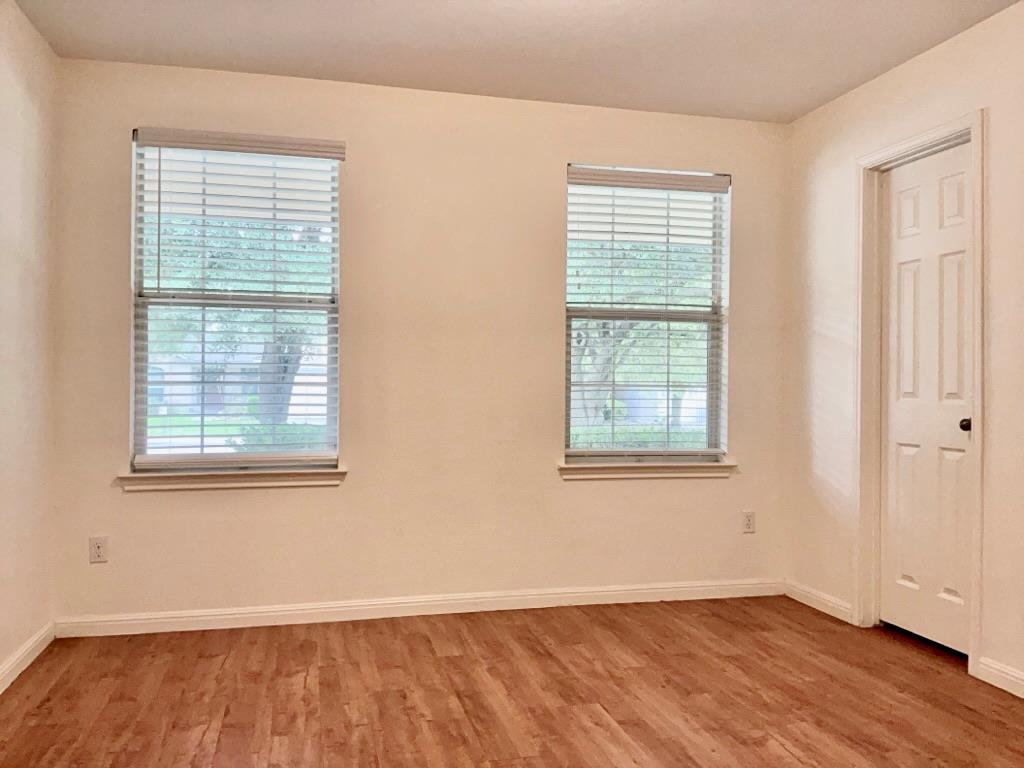 7833 Squirrel Hollow Dr, Georgetown, TX 78628