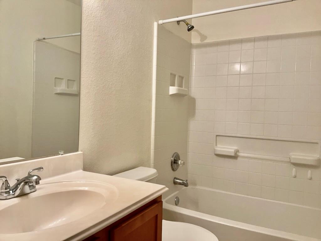 7833 Squirrel Hollow Dr, Georgetown, TX 78628