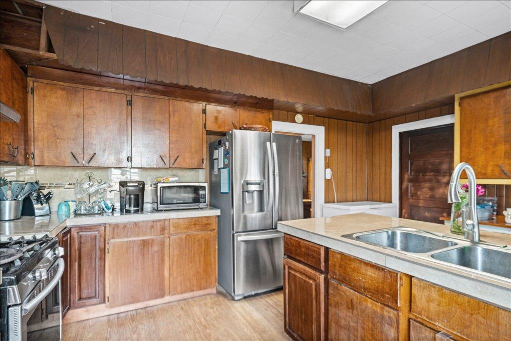 316 Mesquite St, Bertram, TX 78605