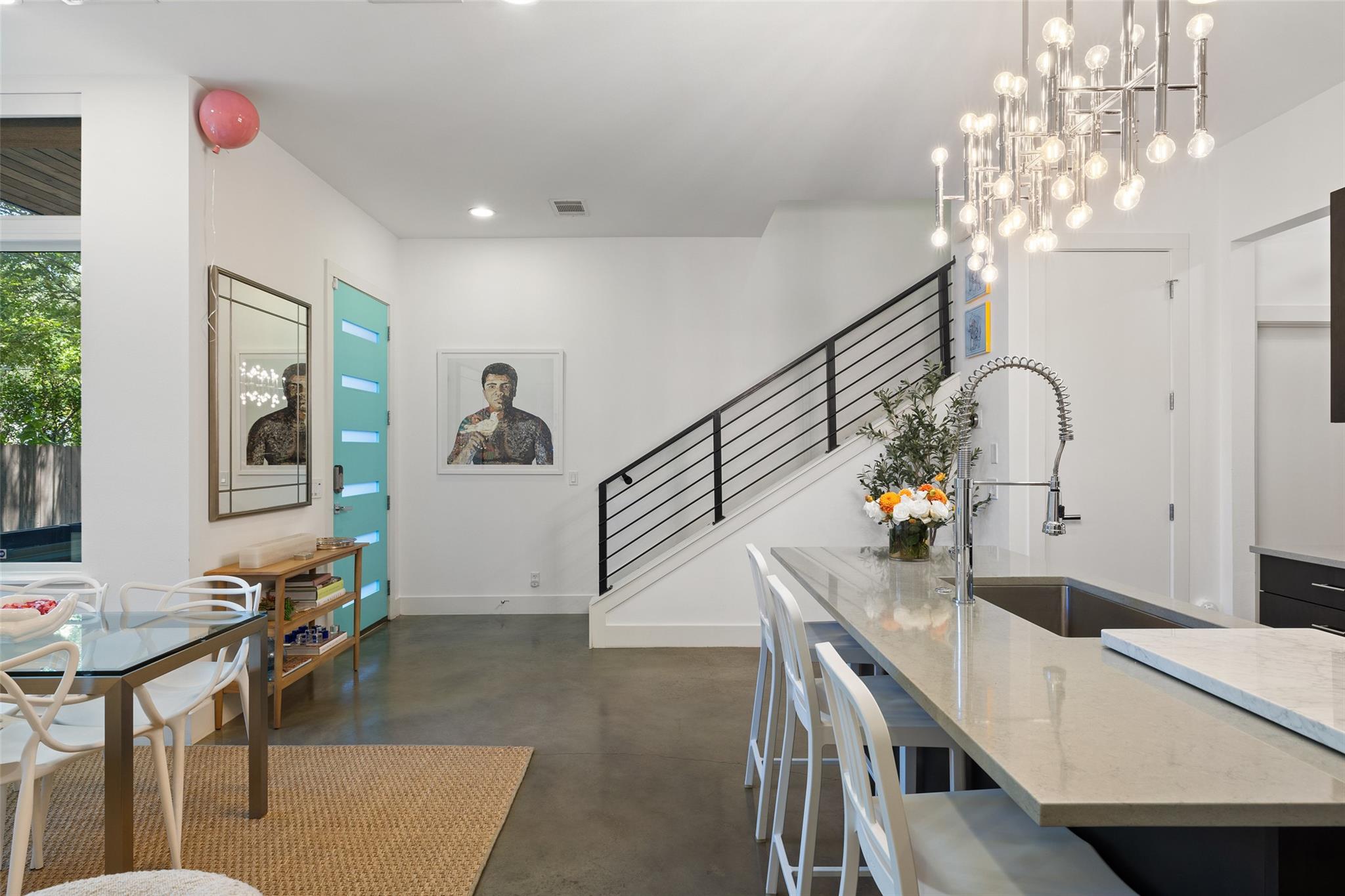 2118 Brackenridge St # 5, Austin, TX 78704