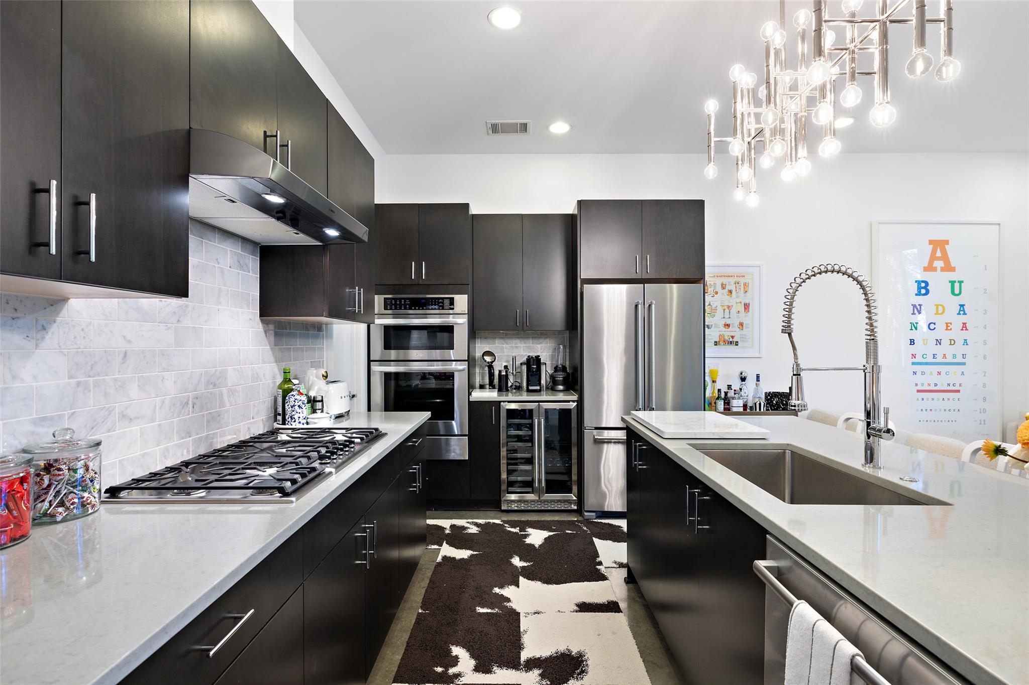 2118 Brackenridge St # 5, Austin, TX 78704