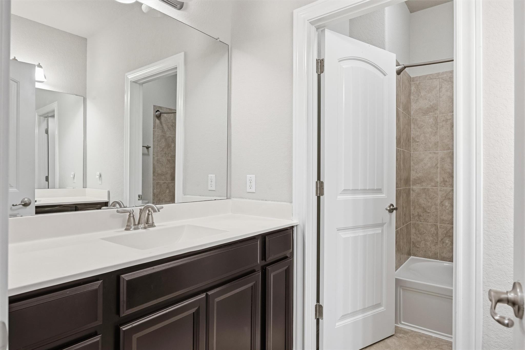 4301 Big Tree Trl, Leander, TX 78641