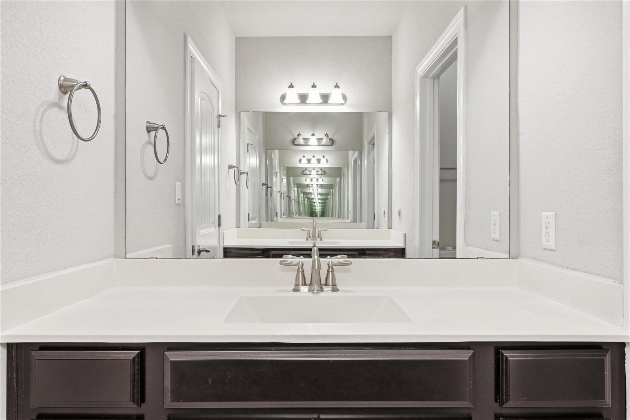 4301 Big Tree Trl, Leander, TX 78641