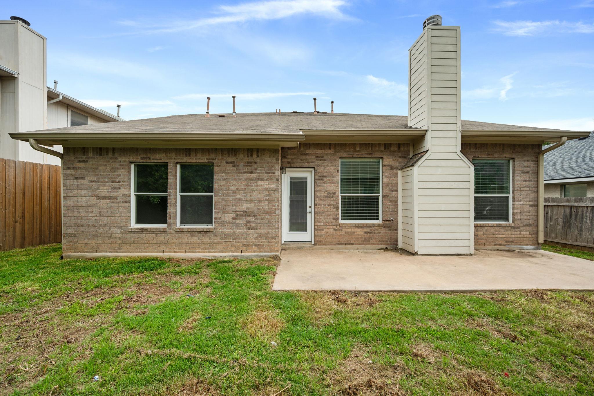 3902 Bonnie Ln, Round Rock, TX 78665