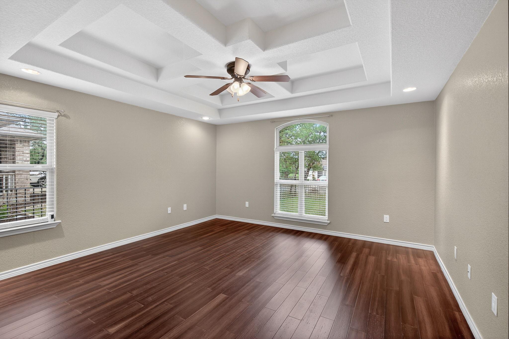 212 Knights Row Row, Cottonwood Shores, TX 78657