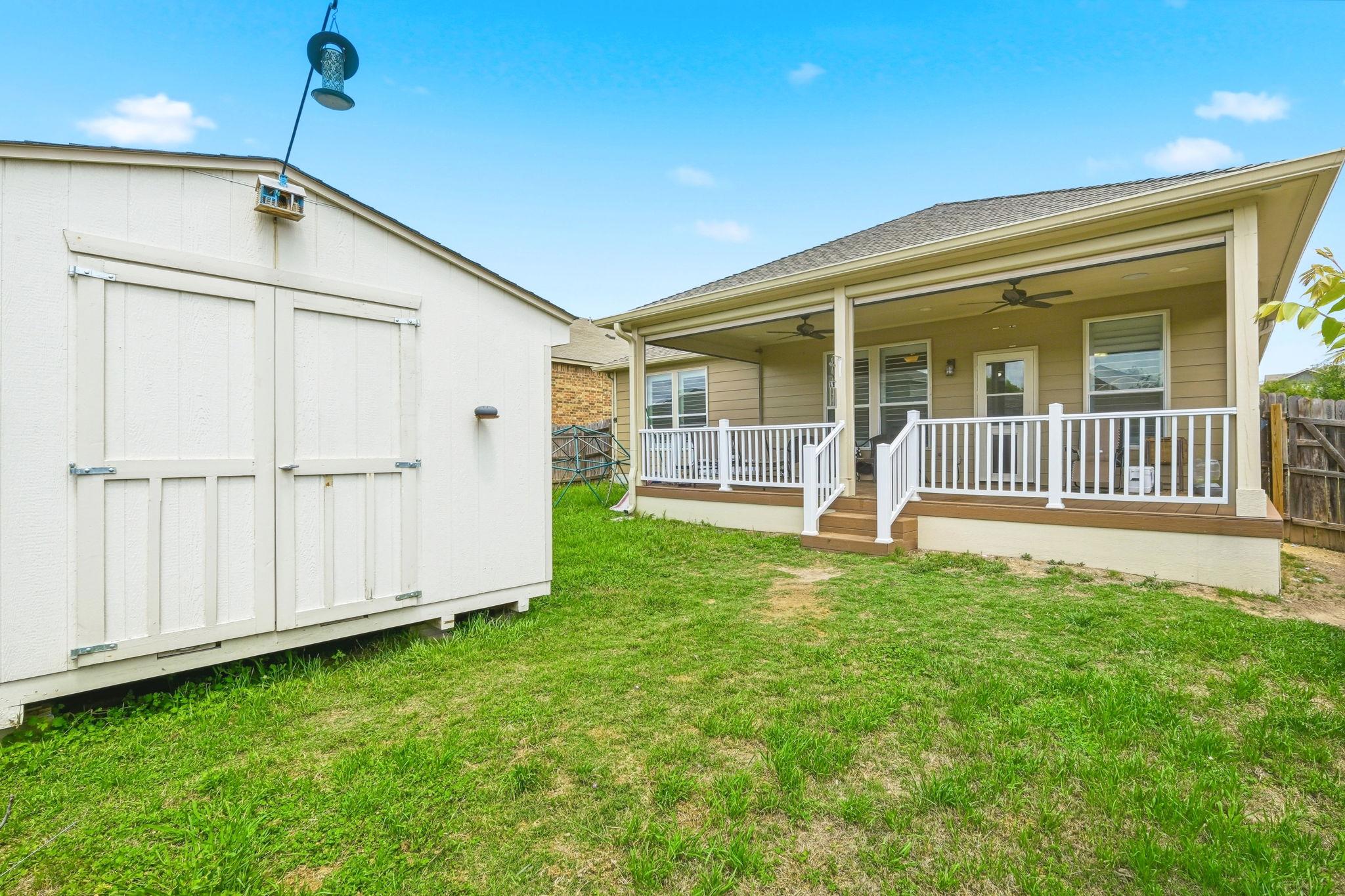755 Hoot Owl Ln S, Leander, TX 78641