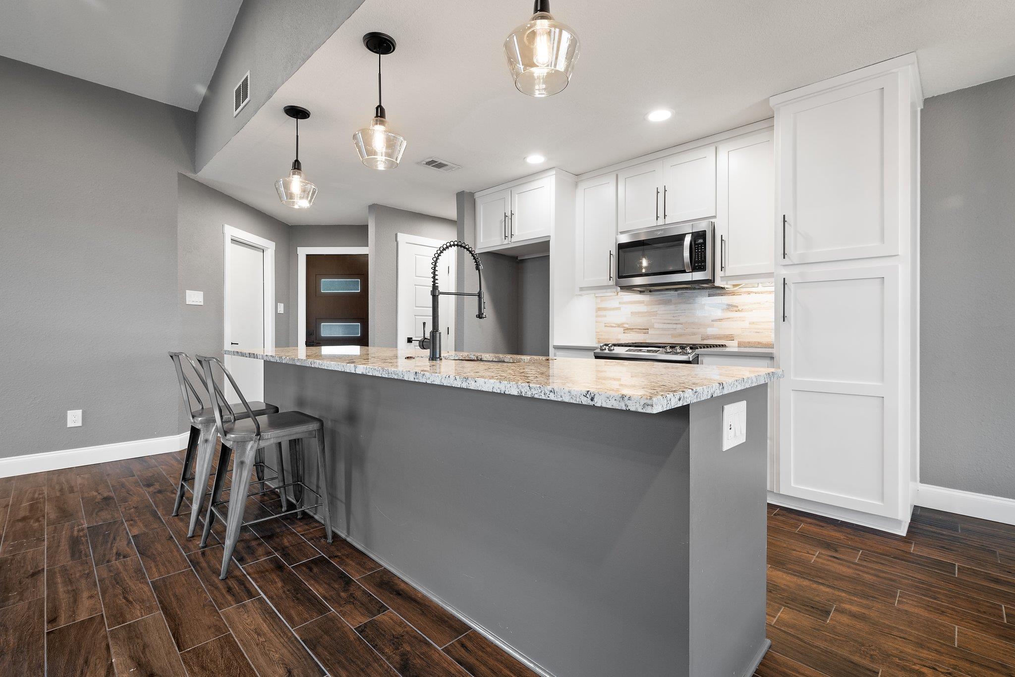 5143 Ganymede Dr, Austin, TX 78727