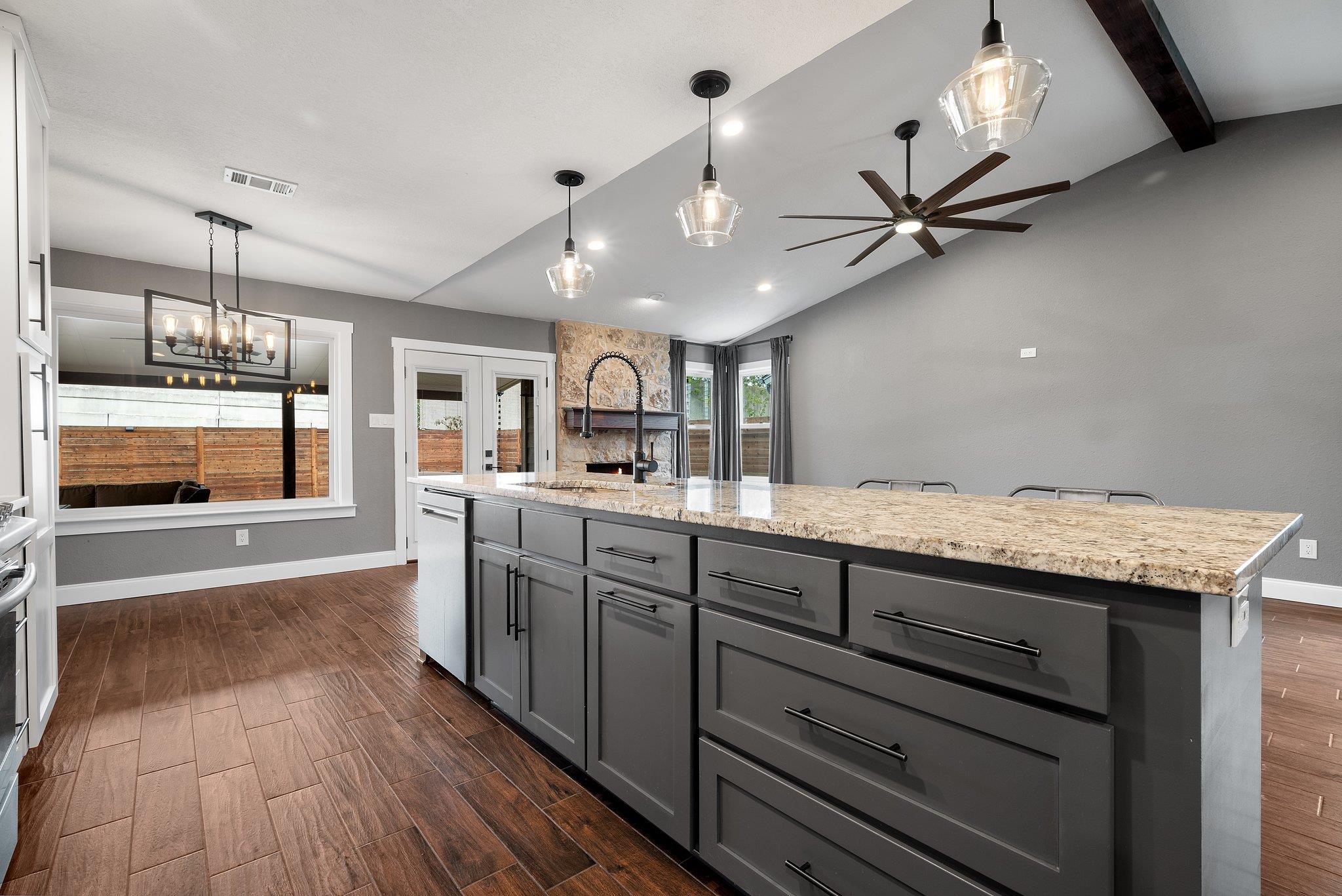 5143 Ganymede Dr, Austin, TX 78727