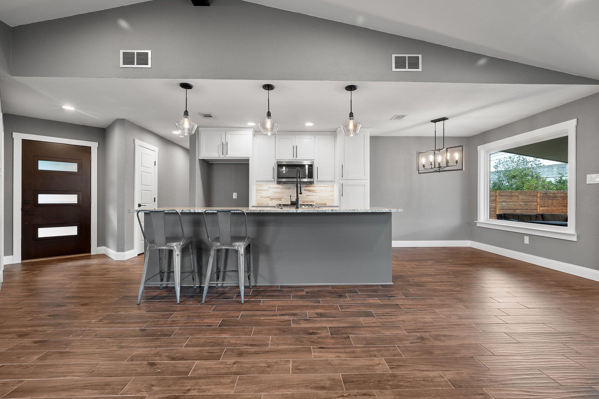 5143 Ganymede Dr, Austin, TX 78727