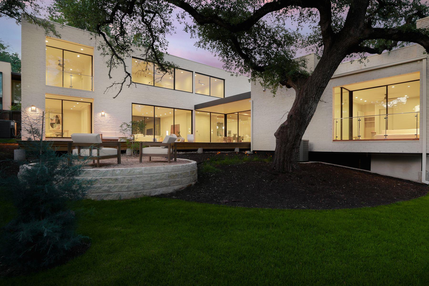 2106 Matthews Dr, Austin, TX 78703