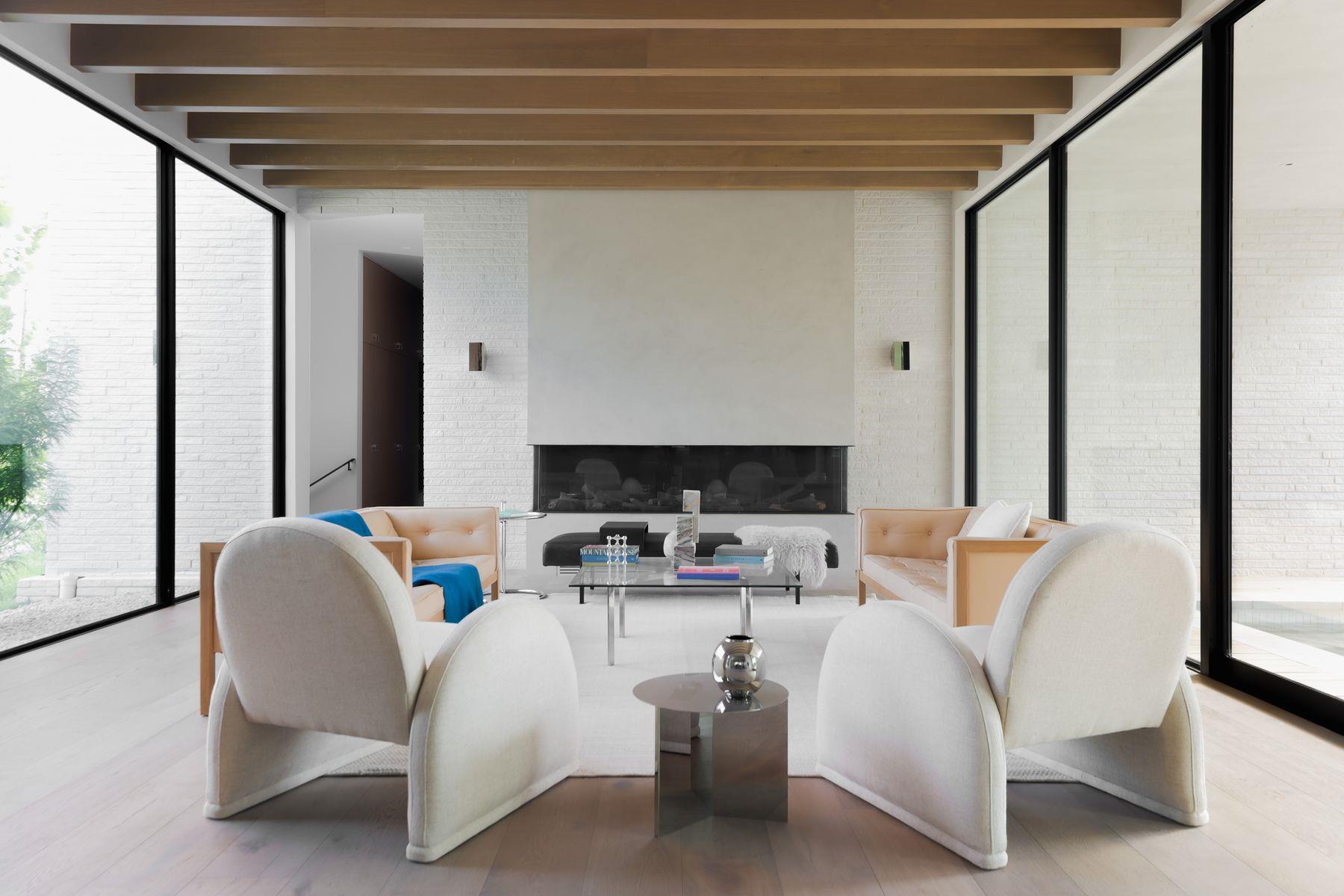 2106 Matthews Dr, Austin, TX 78703