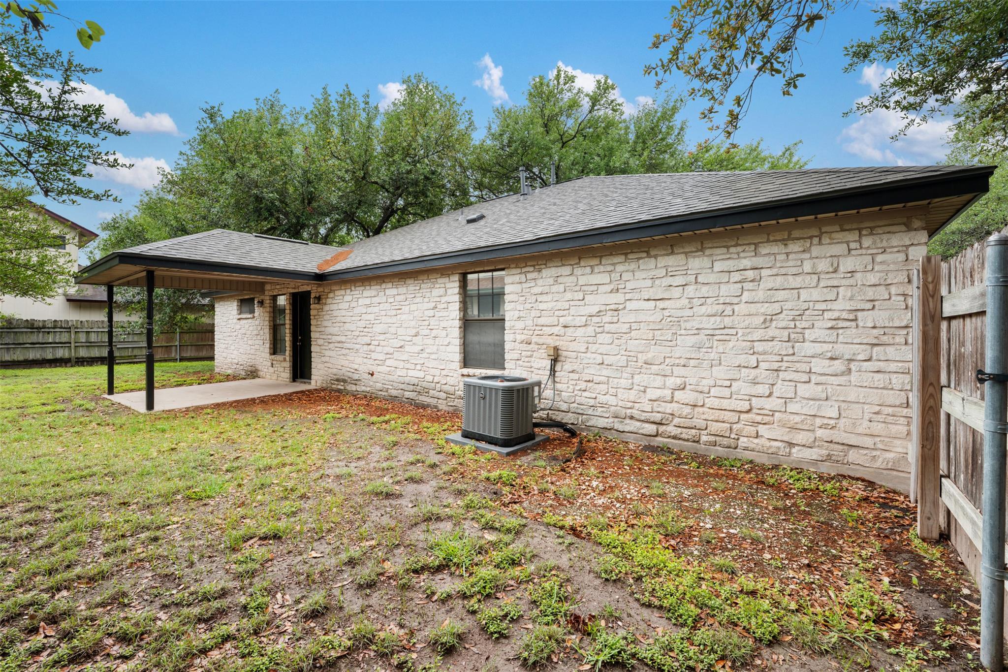 2306 Alimony Cv, Austin, TX 78727