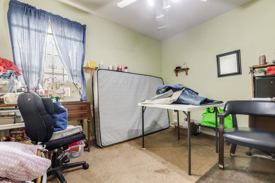 10007 Raymondville Rd, Houston, TX 77093