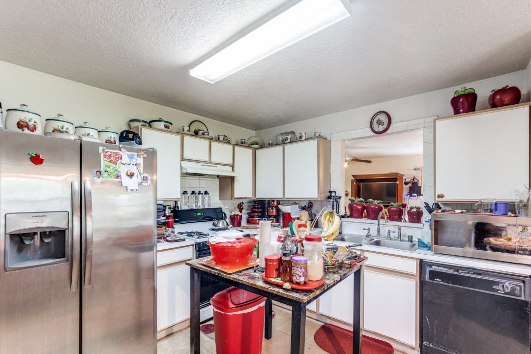 10007 Raymondville Rd, Houston, TX 77093