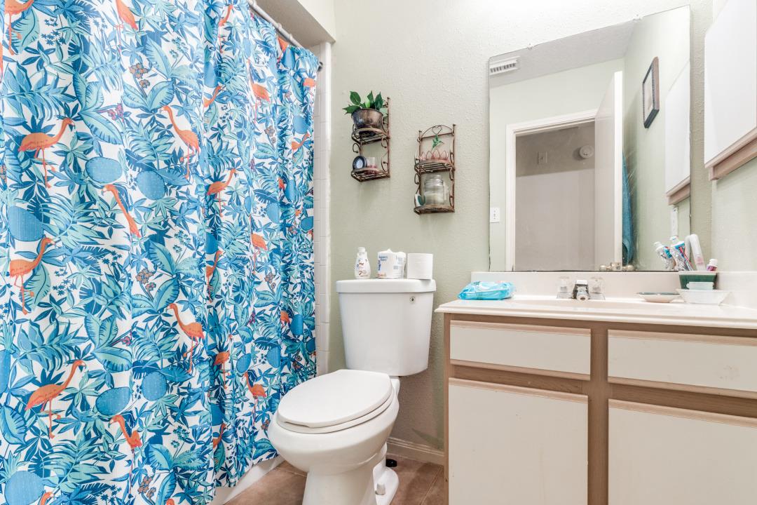 10007 Raymondville Rd, Houston, TX 77093