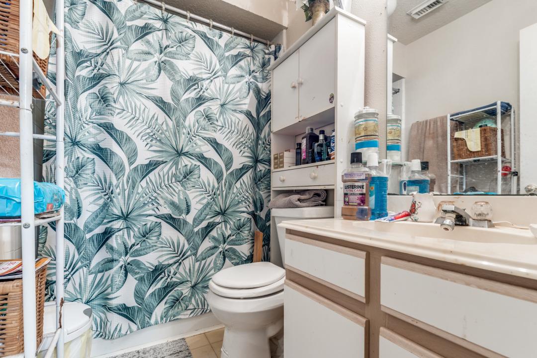 10007 Raymondville Rd, Houston, TX 77093