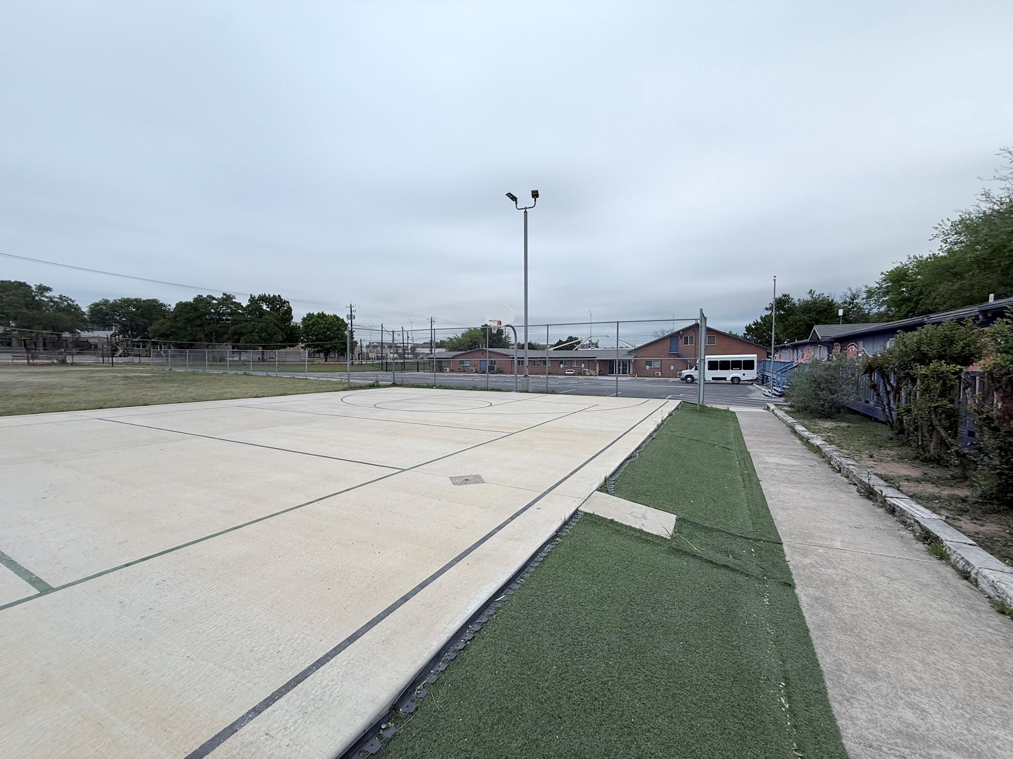 301 W.Anderson Ln, Austin, TX 78752