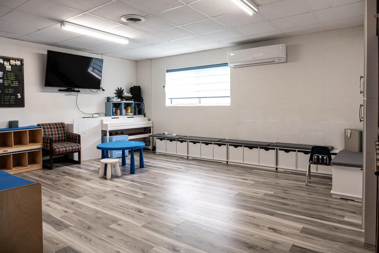 301 W.Anderson Ln, Austin, TX 78752