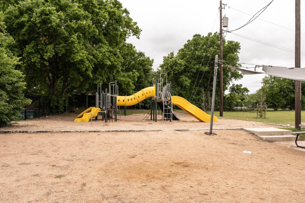 301 W.Anderson Ln, Austin, TX 78752