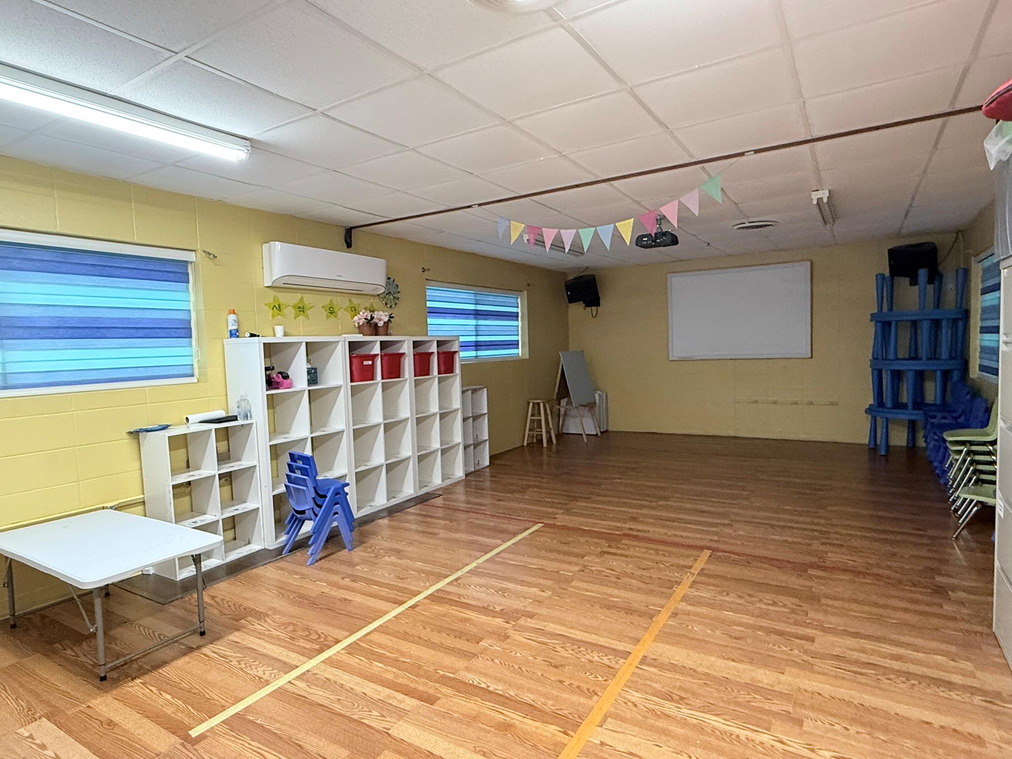 301 W.Anderson Ln, Austin, TX 78752