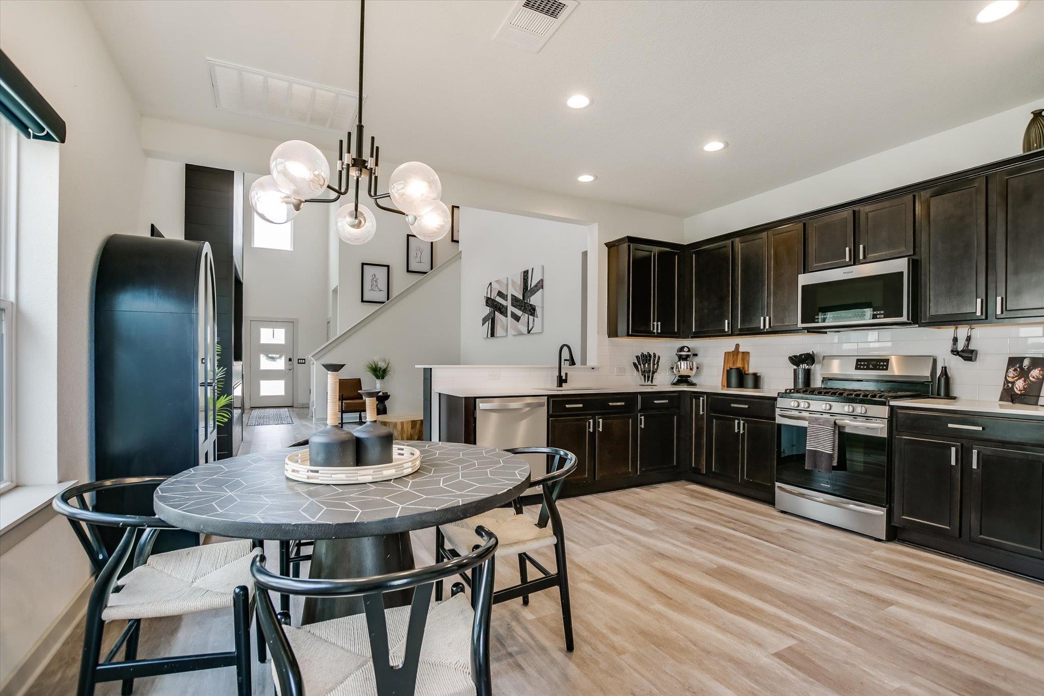 117 Deserti Rd, Leander, TX 78641