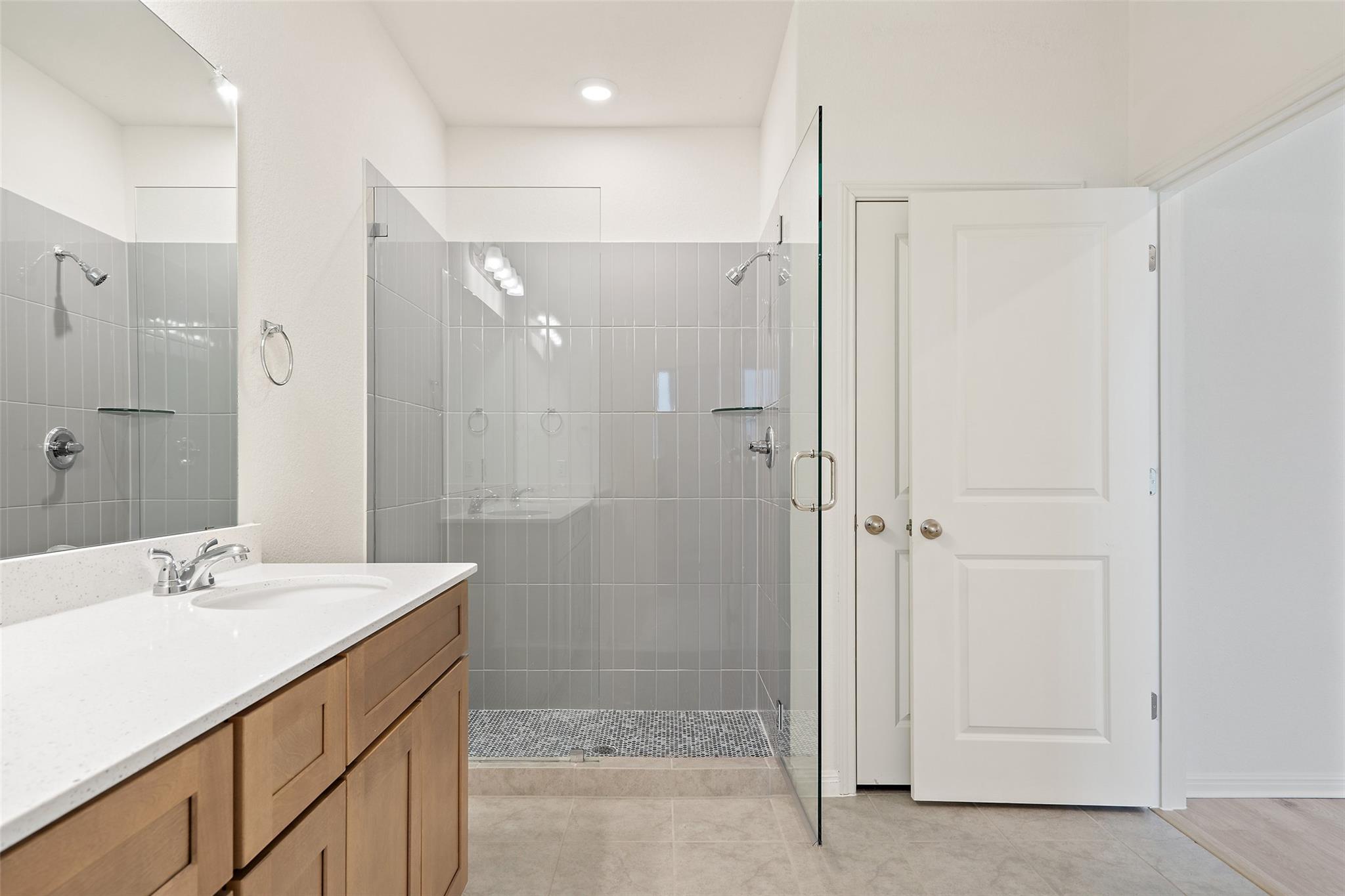 348 Glocken Ln, Kyle, TX 78640