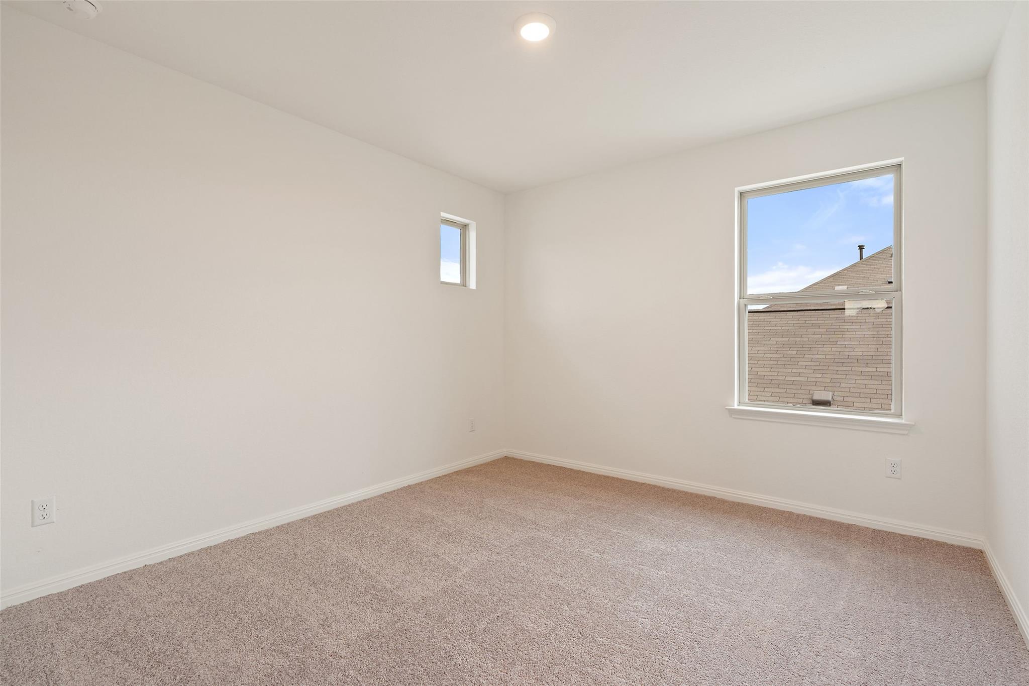 348 Glocken Ln, Kyle, TX 78640