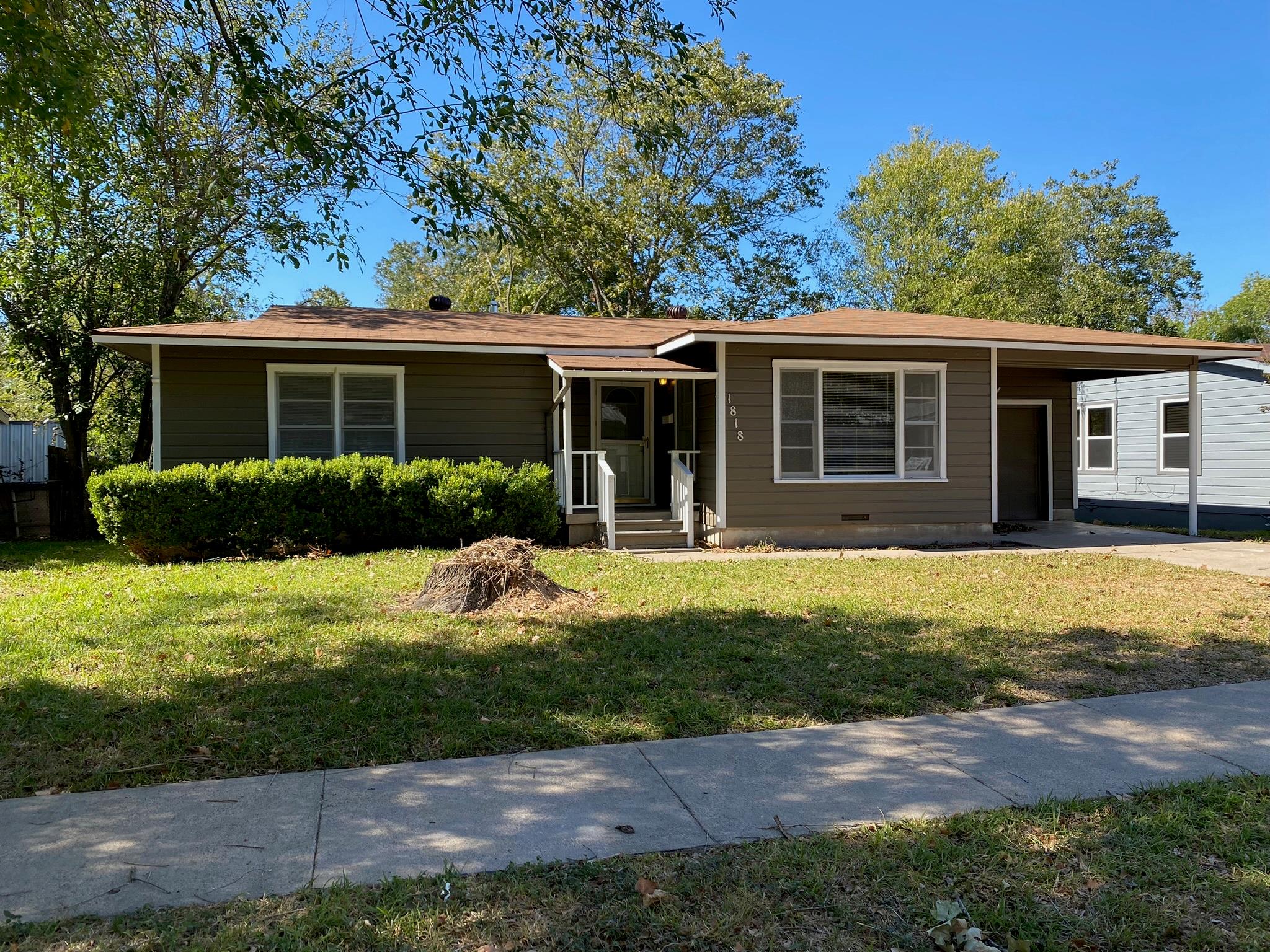 1818 S 39th St, Temple, TX 76504