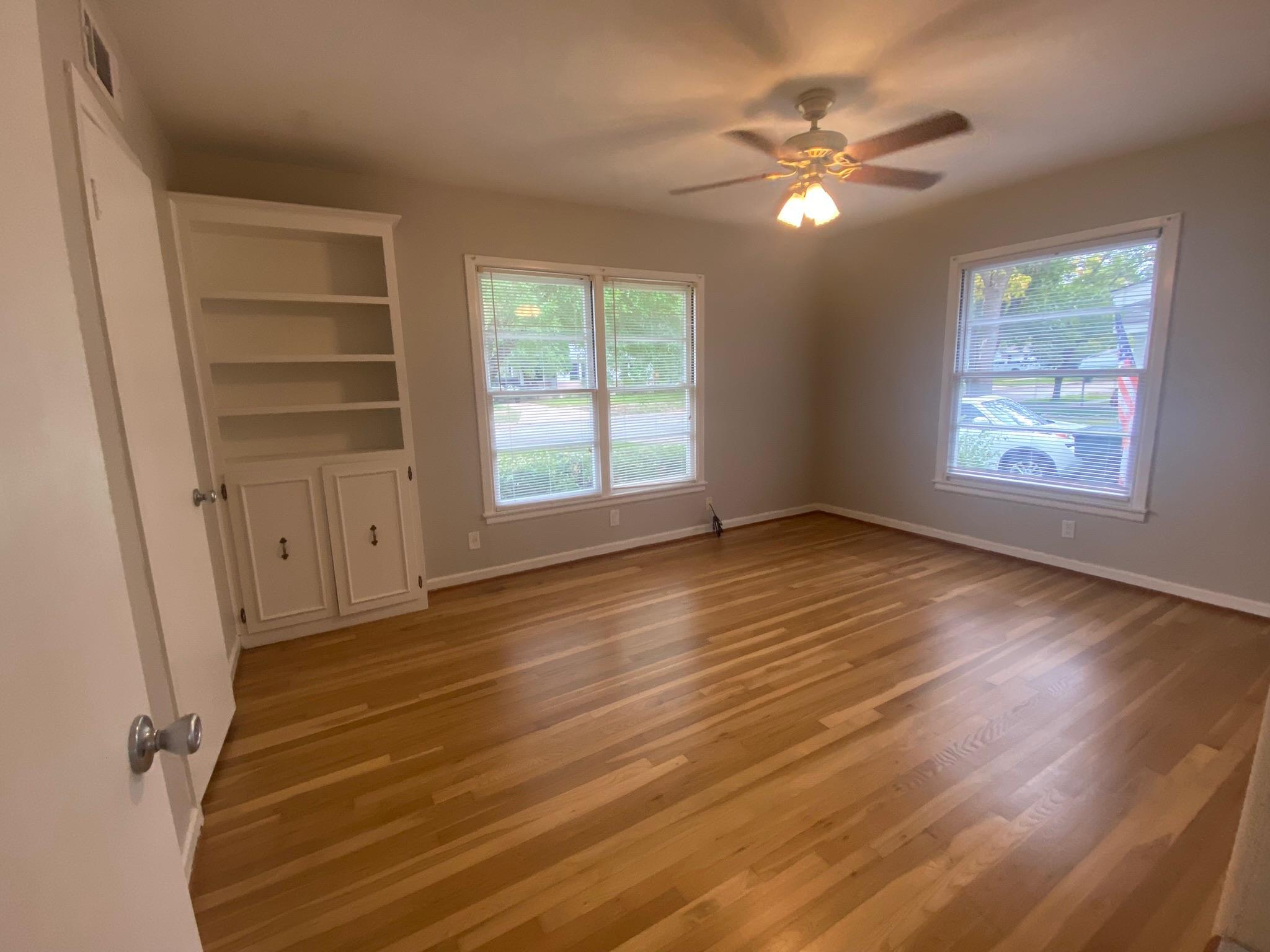 1818 S 39th St, Temple, TX 76504