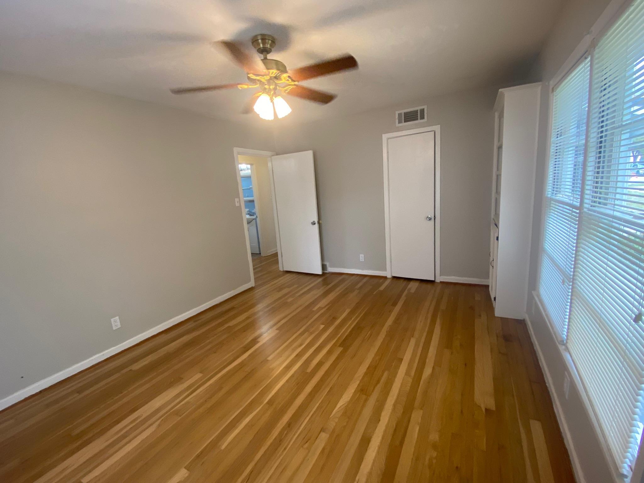 1818 S 39th St, Temple, TX 76504