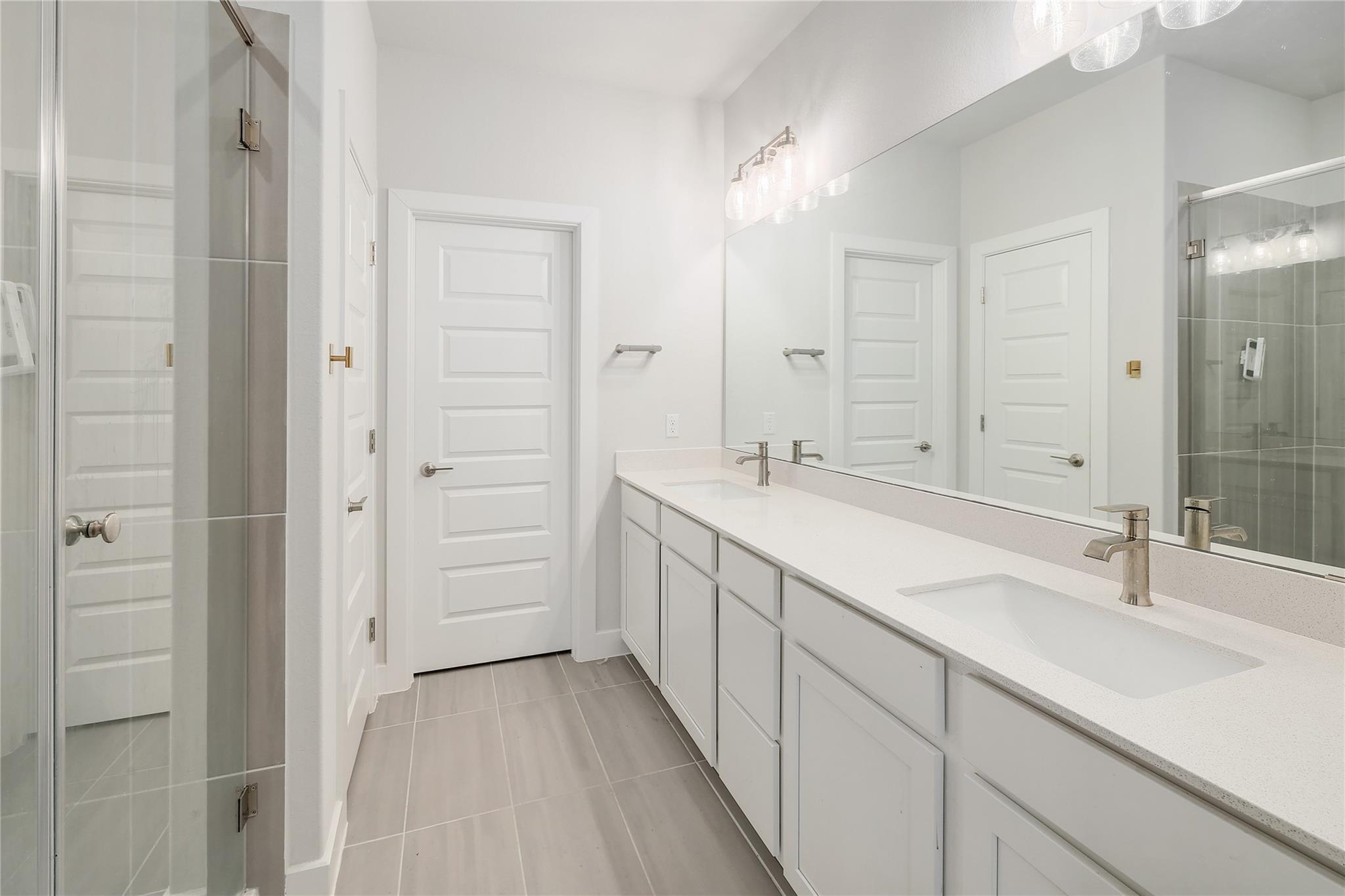 207 Flowers Ave, Hutto, TX 78634