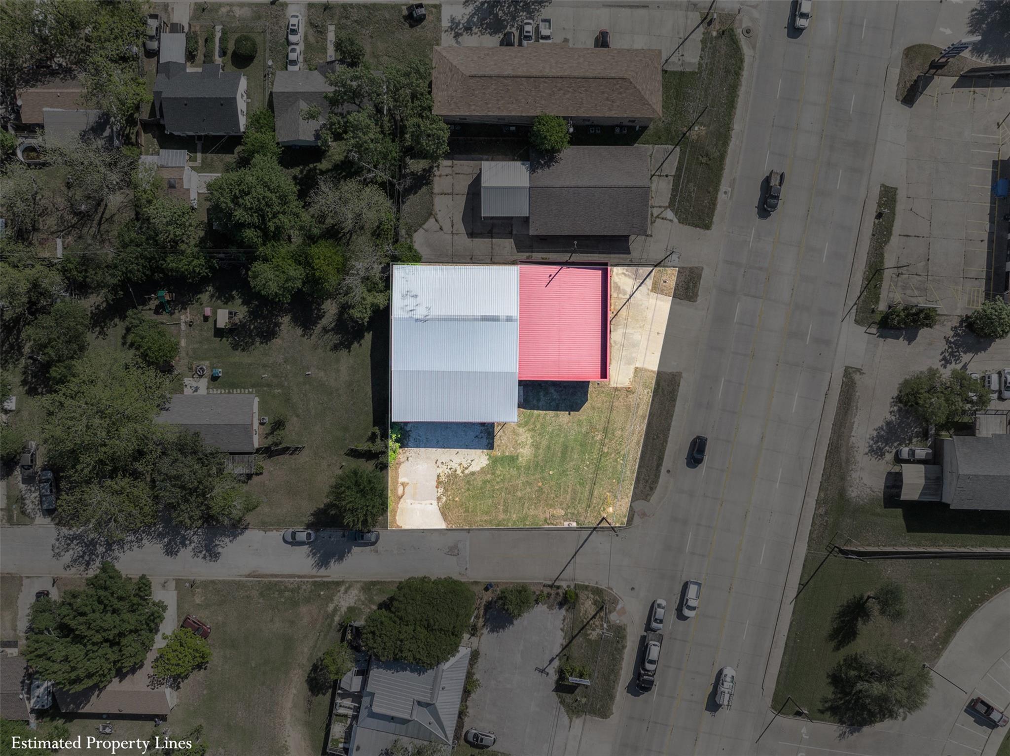 1804 W Cameron Ave, Rockdale, TX 76567
