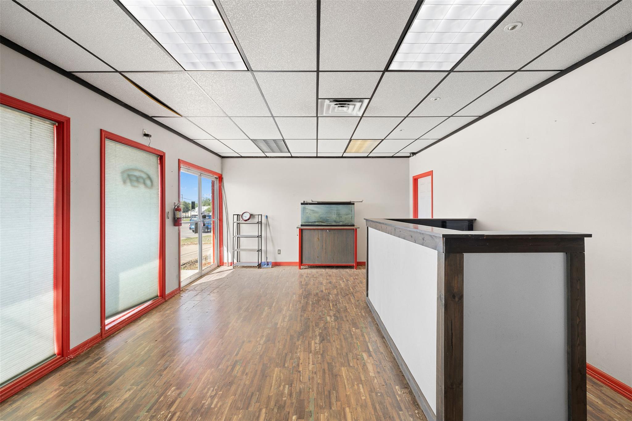 1804 W Cameron Ave, Rockdale, TX 76567