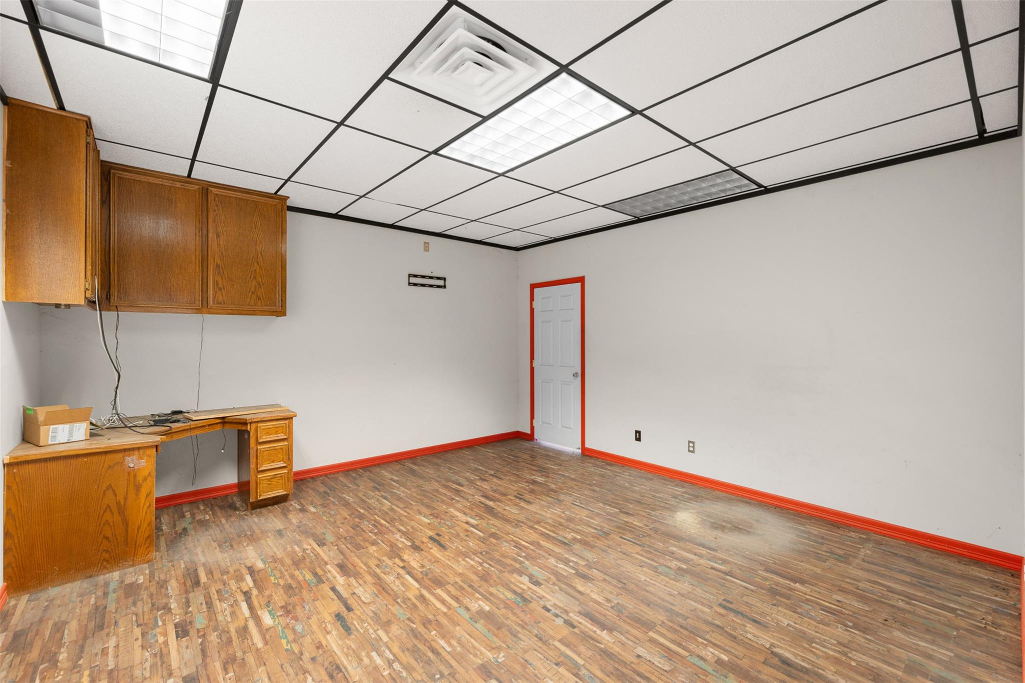 1804 W Cameron Ave, Rockdale, TX 76567