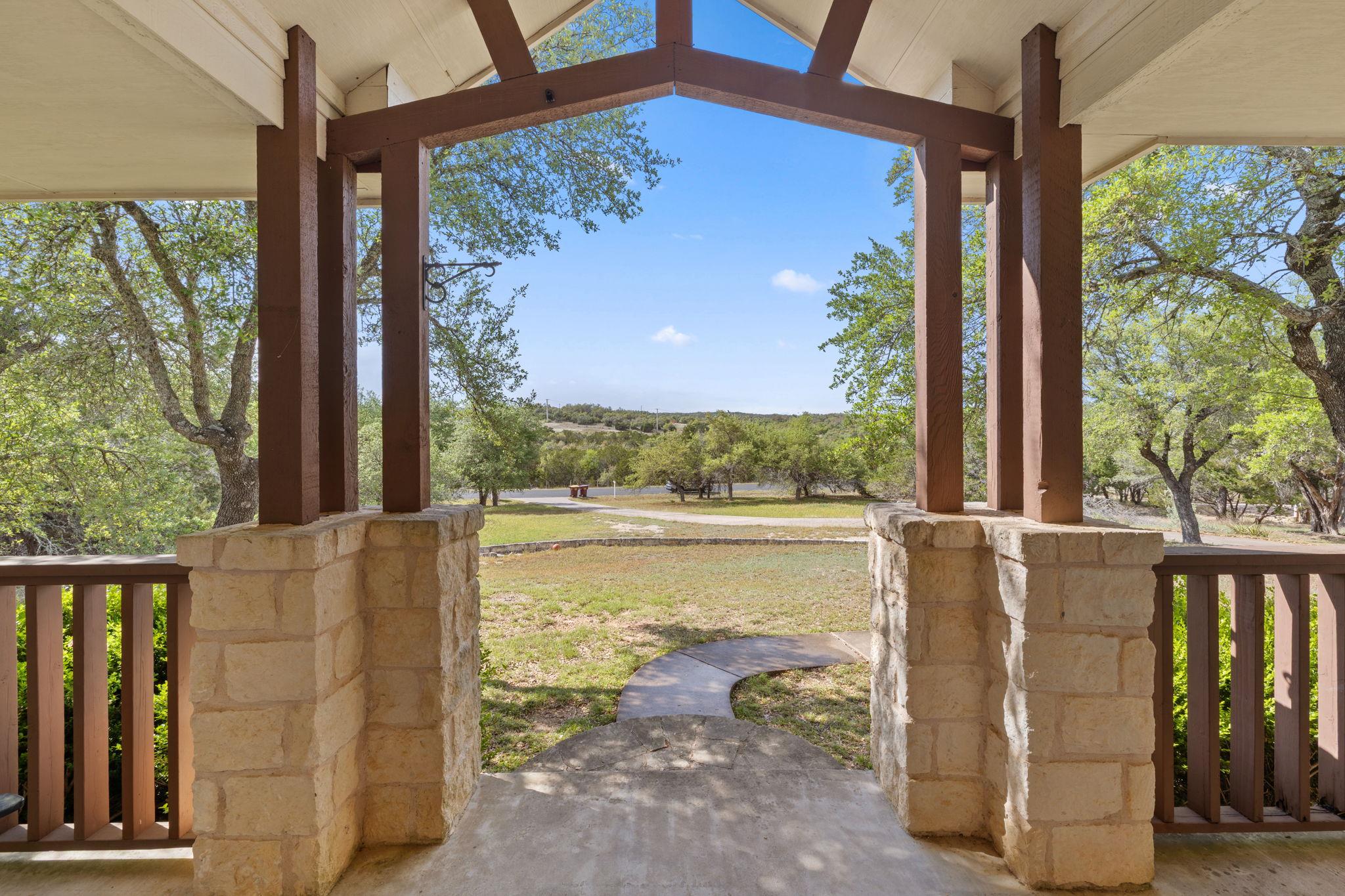 10045 W Cave Loop, Dripping Springs, TX 78620