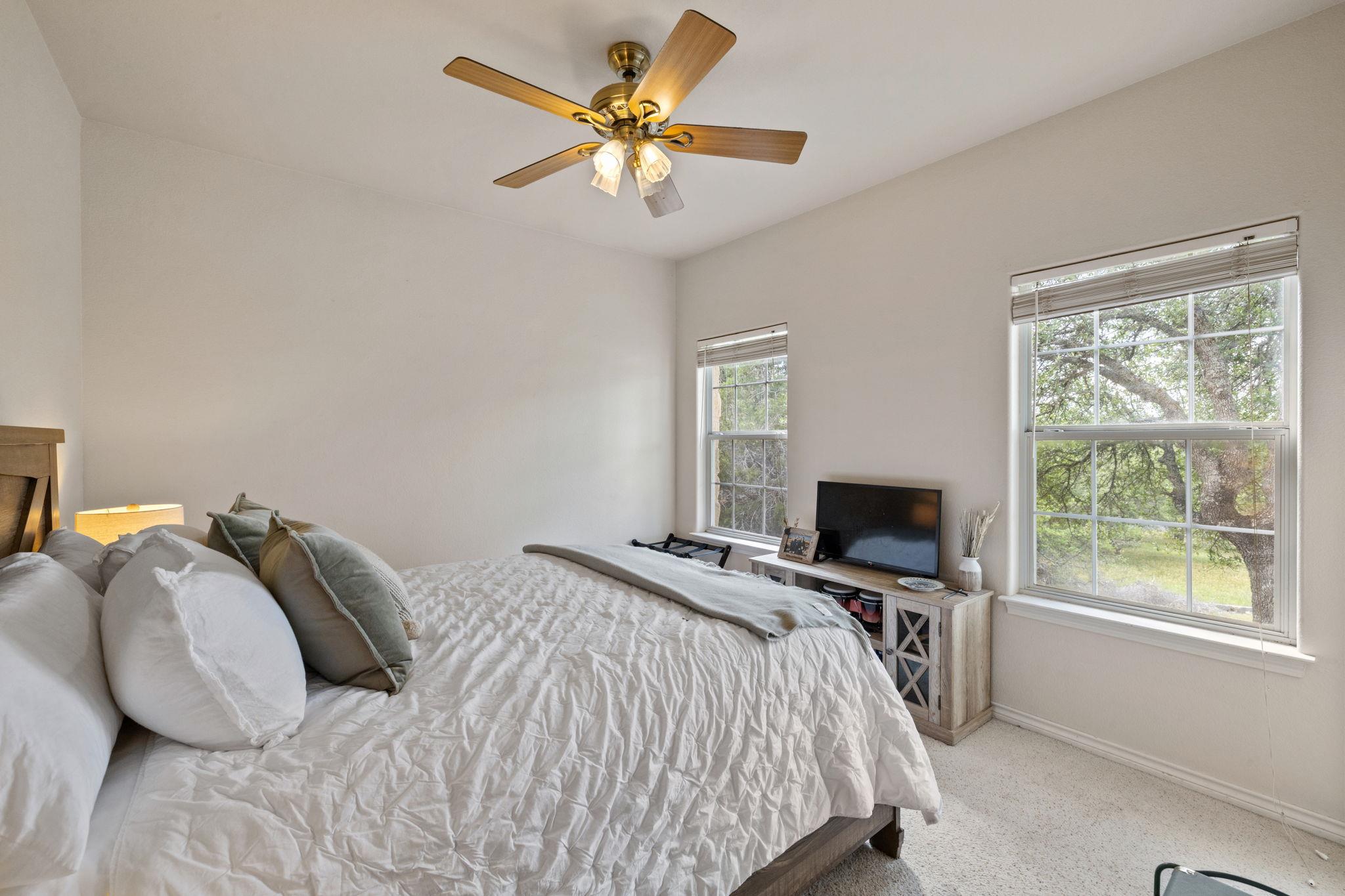 10045 W Cave Loop, Dripping Springs, TX 78620