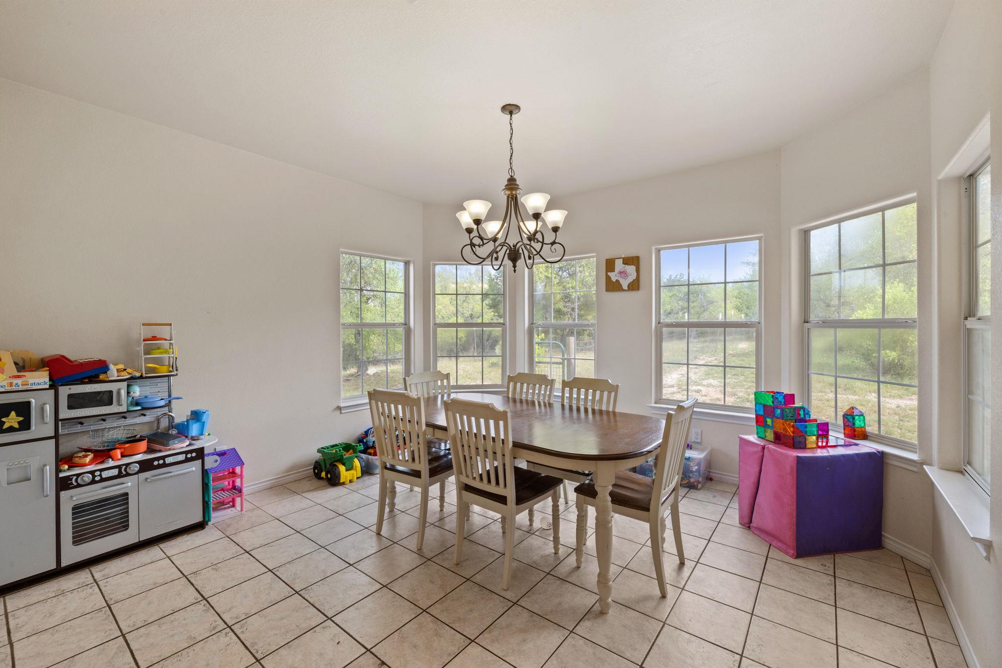 10045 W Cave Loop, Dripping Springs, TX 78620