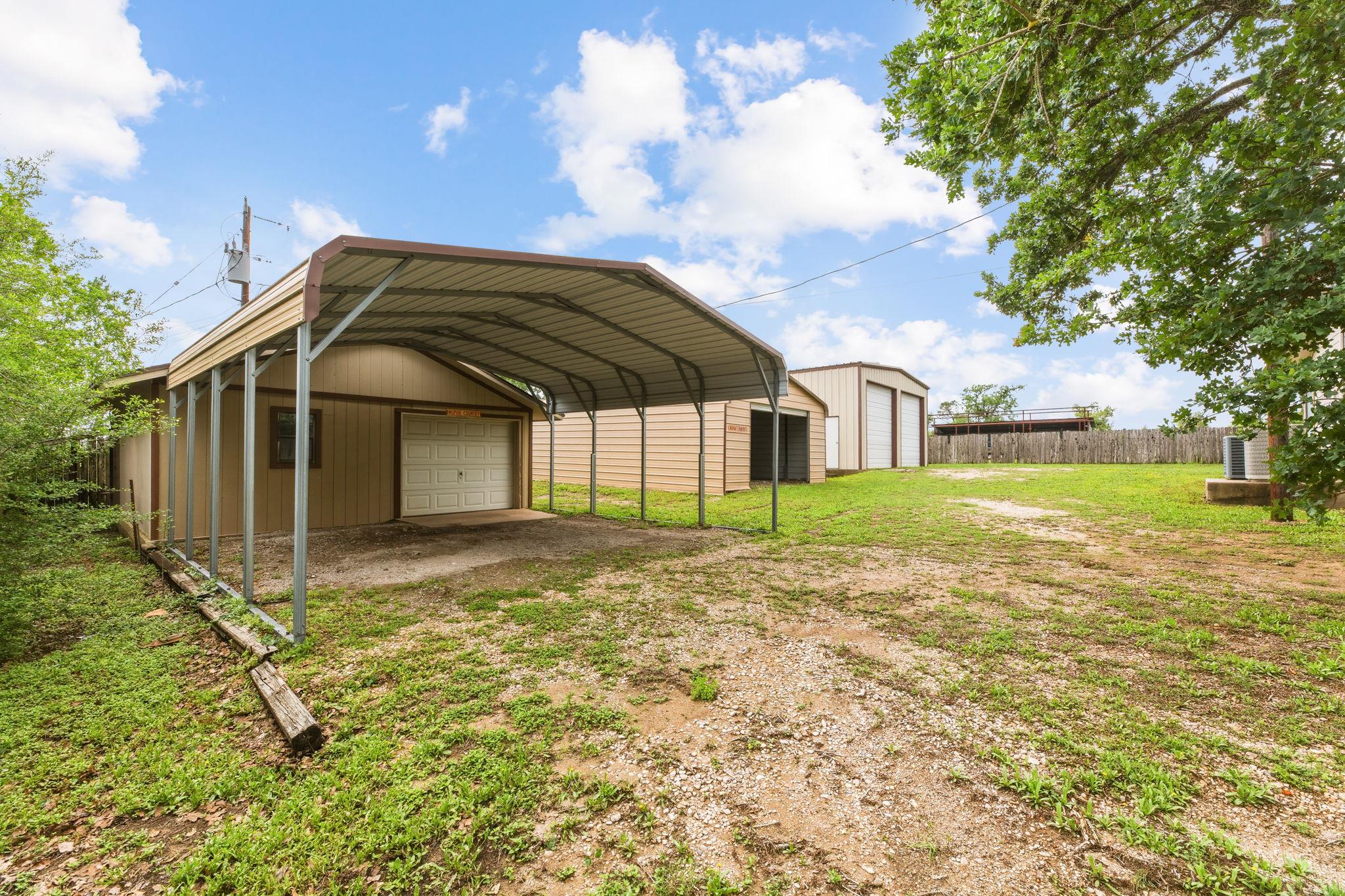161 Still Forest Dr, Cedar Creek, TX 78612