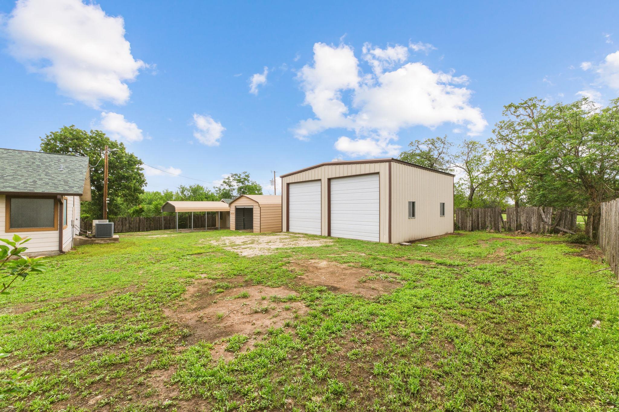 161 Still Forest Dr, Cedar Creek, TX 78612