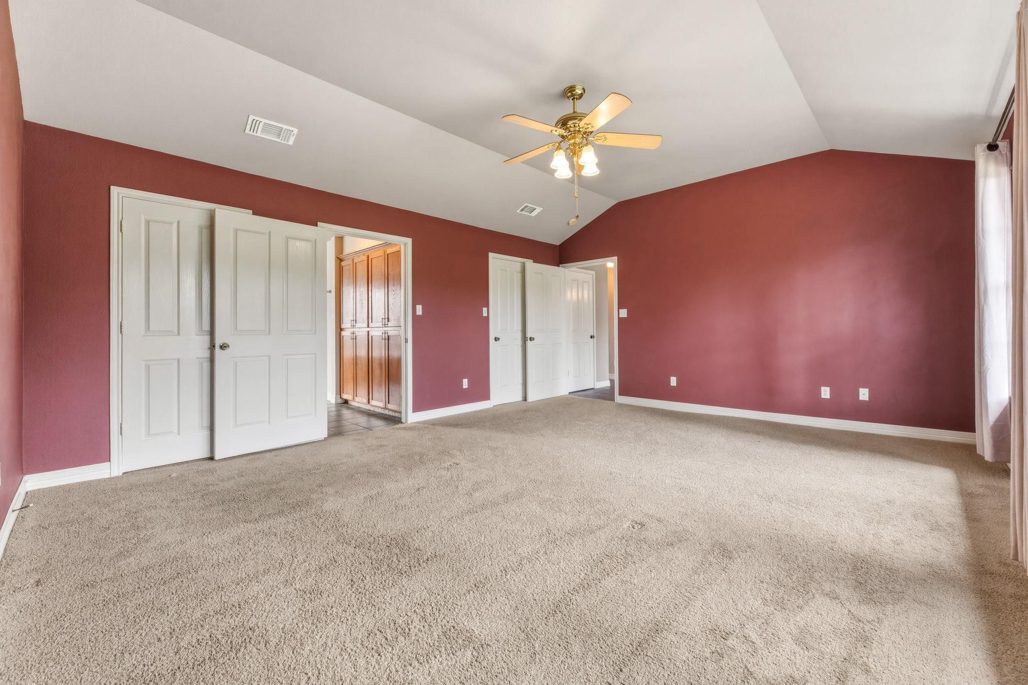 161 Still Forest Dr, Cedar Creek, TX 78612