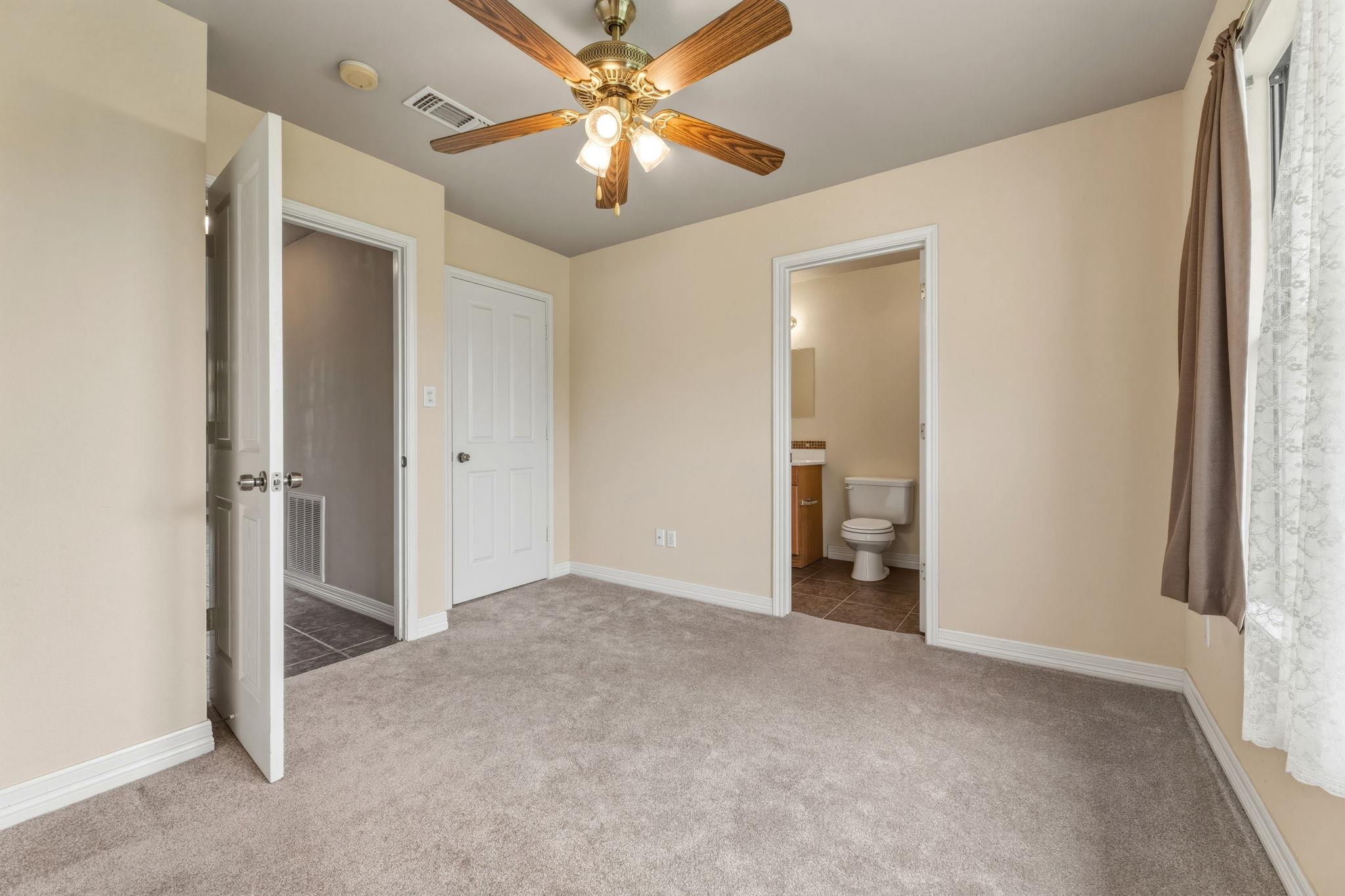 161 Still Forest Dr, Cedar Creek, TX 78612