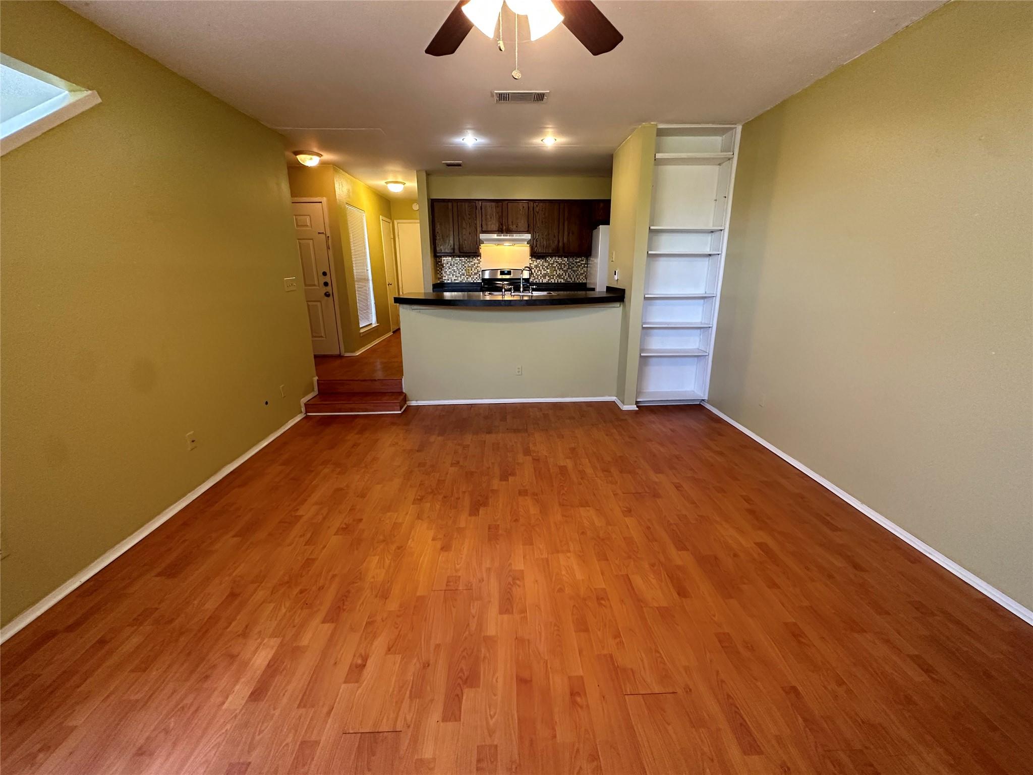 6728 LANCRET HILL Dr # B, Austin, TX 78745