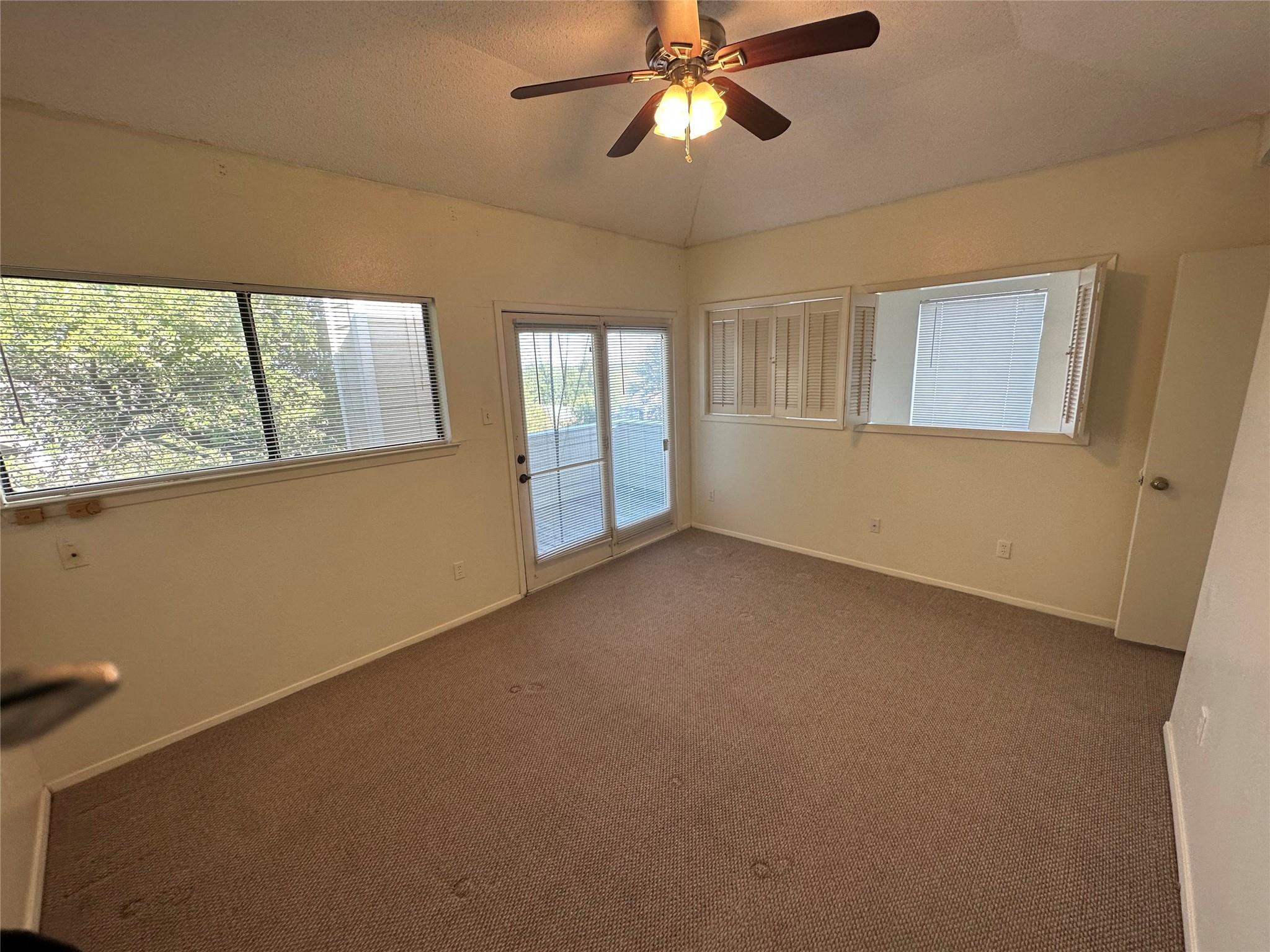 6728 LANCRET HILL Dr # B, Austin, TX 78745