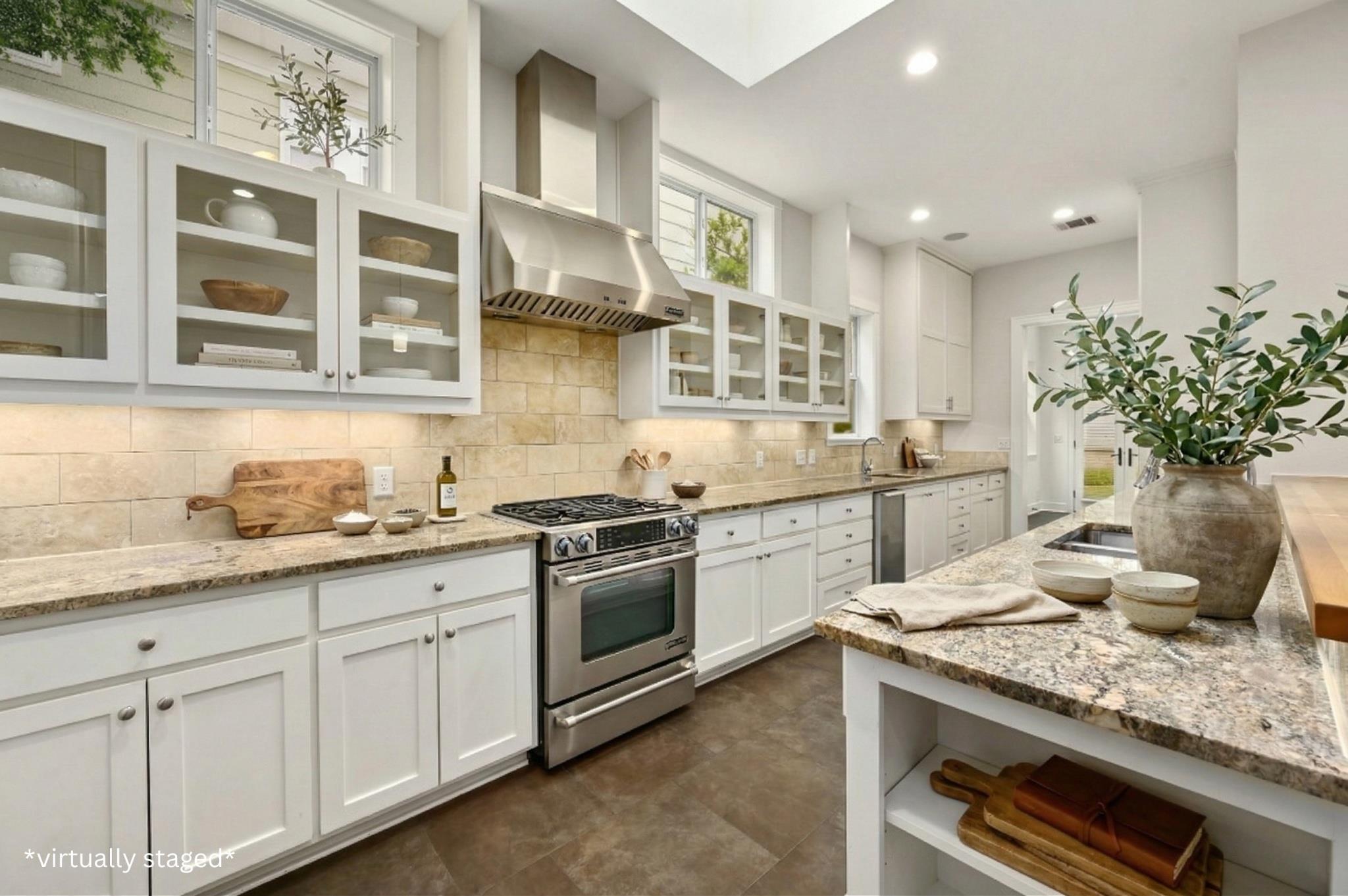 1205 Norwalk Ln # D, Austin, TX 78703