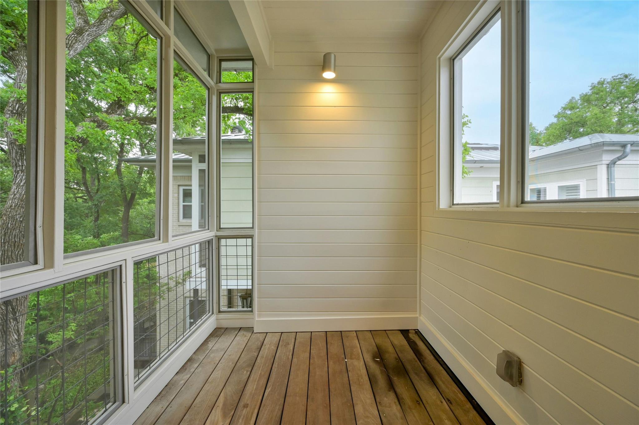 1205 Norwalk Ln # D, Austin, TX 78703