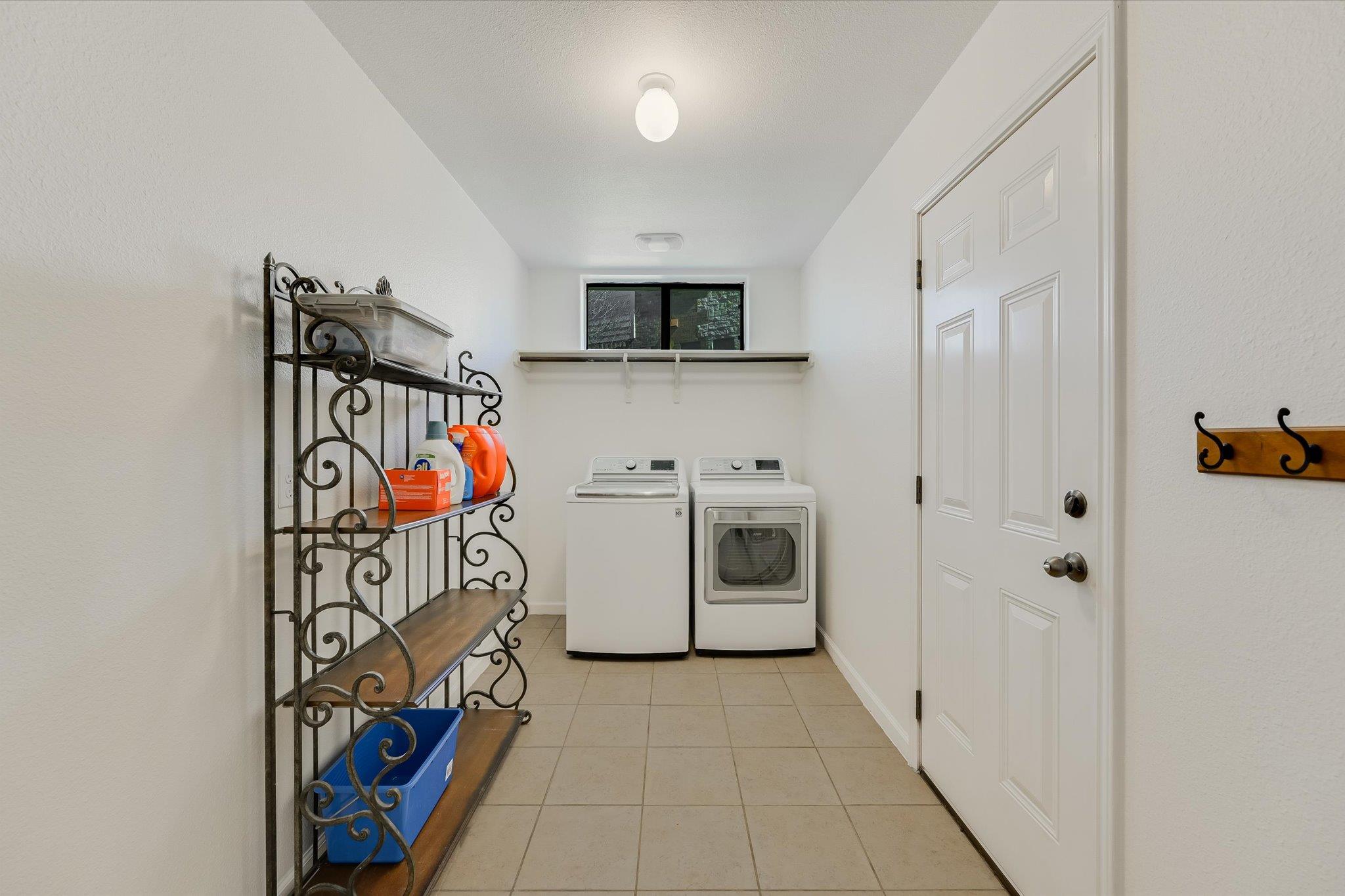 128 W Adelanta Pl, Round Rock, TX 78681