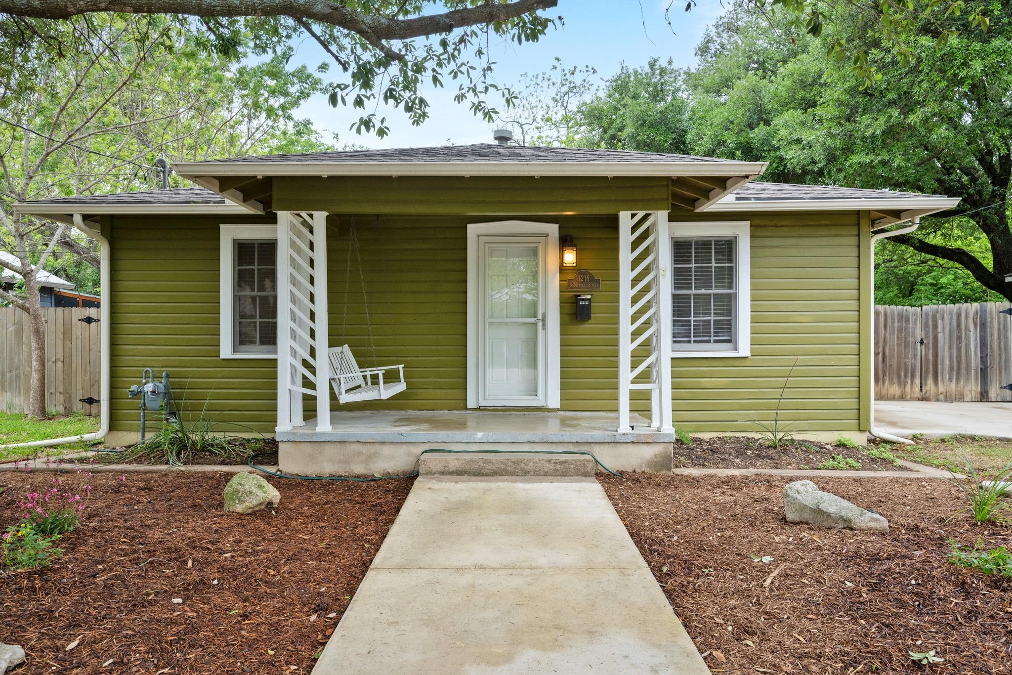 1216 S Myrtle St, Georgetown, TX 78626