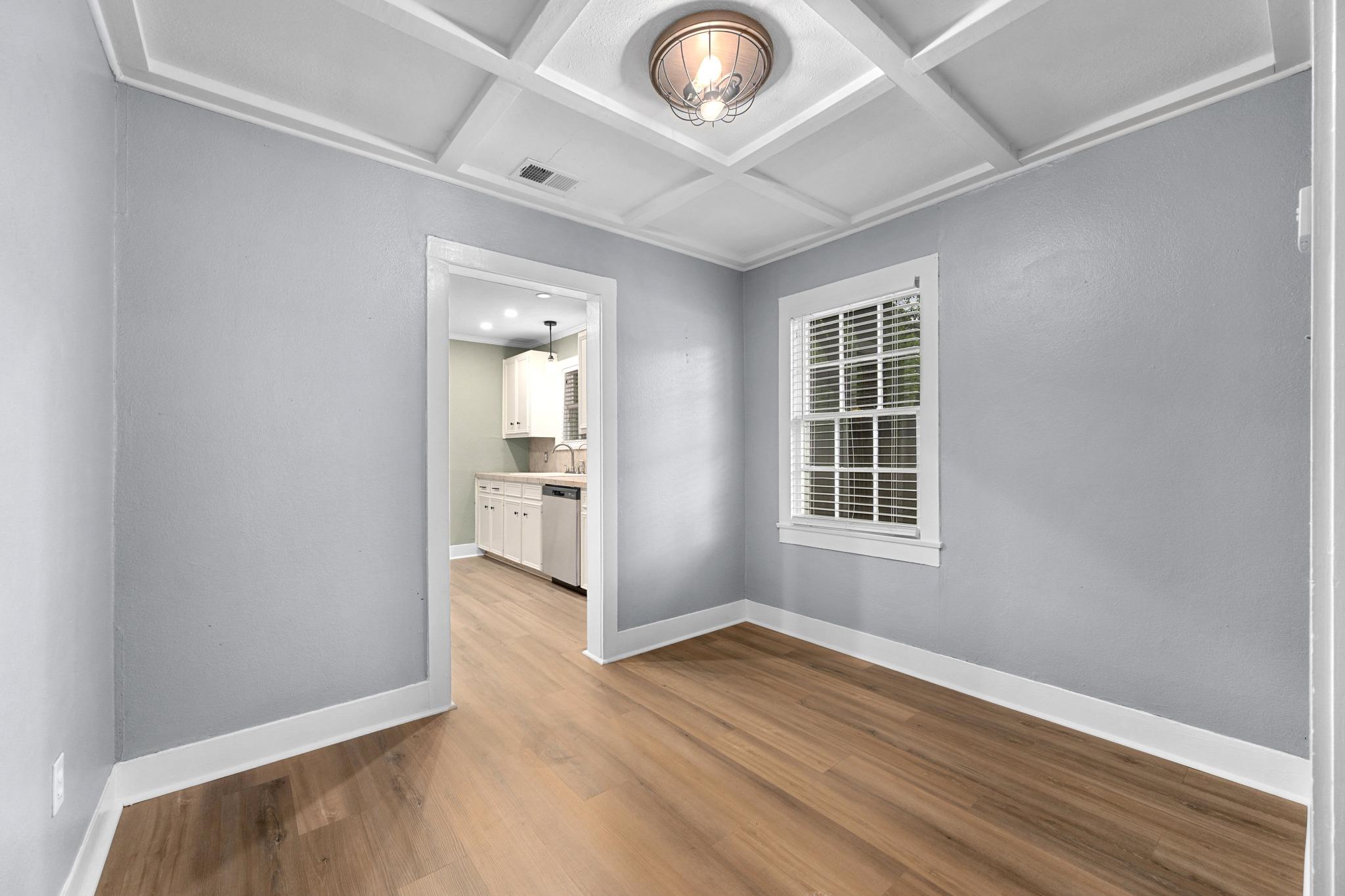 1216 S Myrtle St, Georgetown, TX 78626